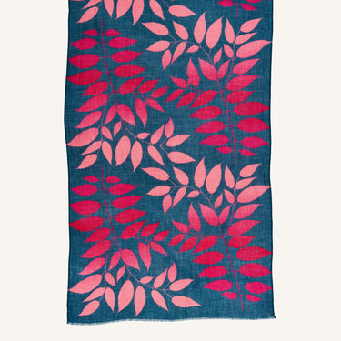 Ash leaf cashmere ring scarf - Raspberry