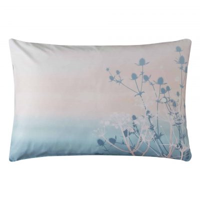 Tania's-Garden-Pillow---Right-cutout